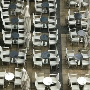 Cafe & Dining Tables